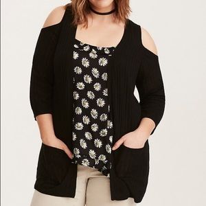 Torrid cold shoulder ribbed cardi!